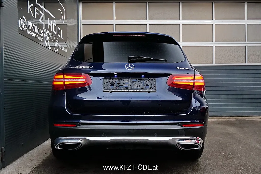 Mercedes-Benz GLC 250d 4MATIC Aut. Image 4