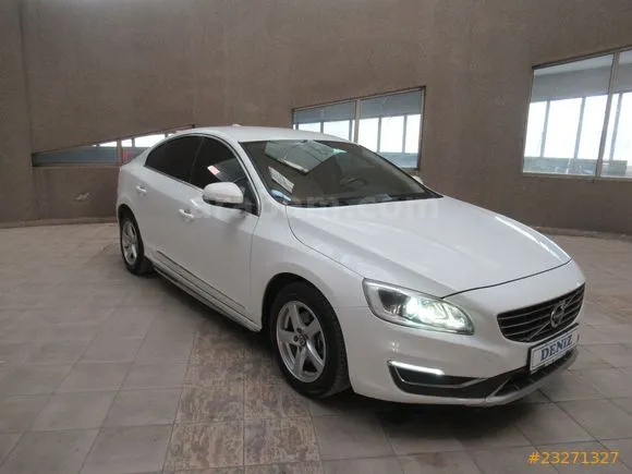 Volvo S60 1.6 D Advance Image 2